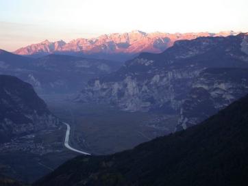 E5 Bozen - Trient: Morgenstimmung in Gfrill