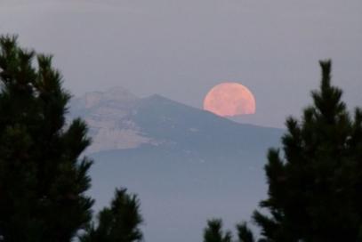 E5 Bozen - Trient: Morgenstimmung im Fersental