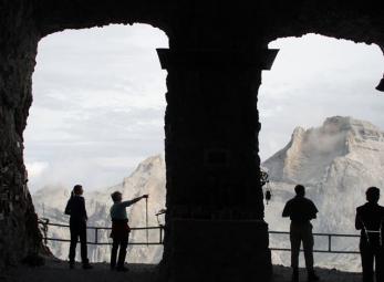 Brenta Bochette Höhenweg: Felsenkapelle auf der Apostoli Hütte