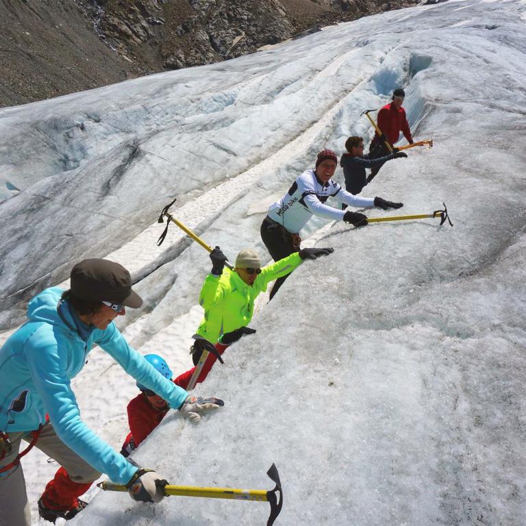 Hochtourenkurs Fels- und Eis: Training mit dem Eispickel