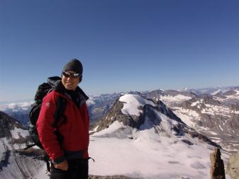 Gran Paradiso 400er Besteigung: Im Sattel nach dem Gipfel
