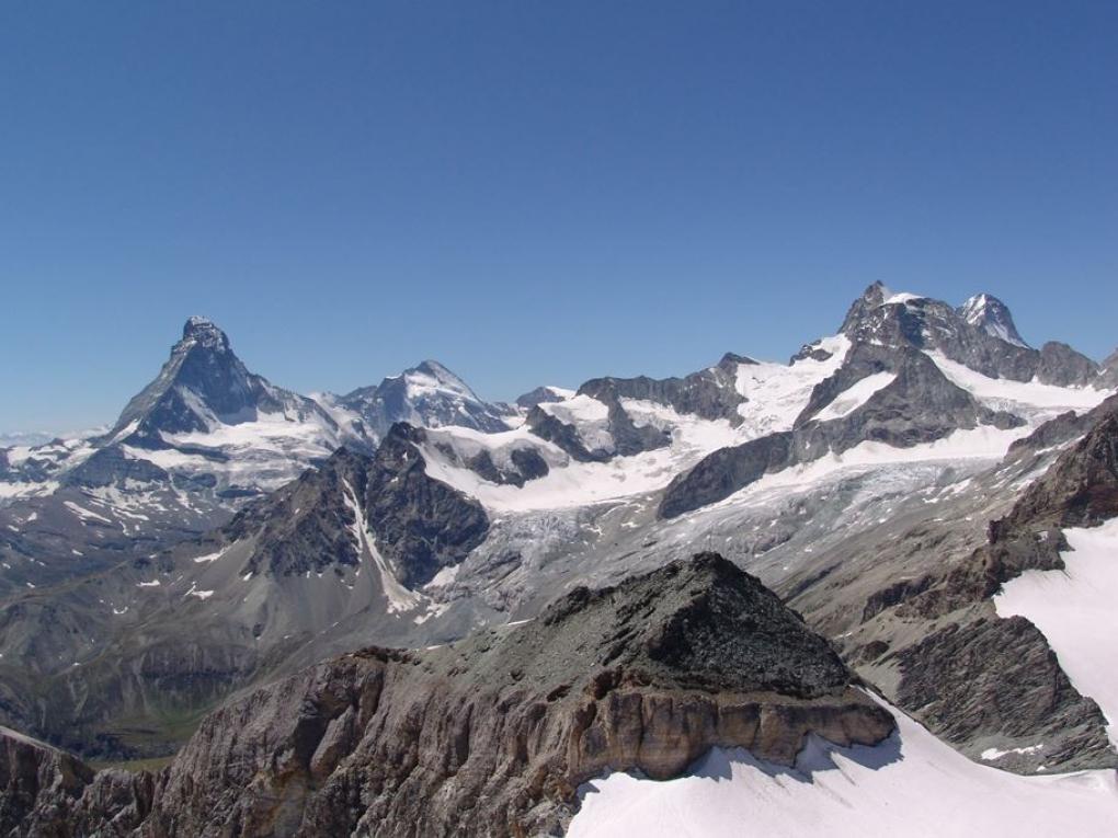 Wallis leichte Viertausender: Blick vom Mettelhorn
