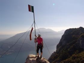 Klettersteig gehen - Gipfel des Cima Sat nach dem Klettersteig