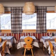 Skitouren am Reschenpass: Gaststube