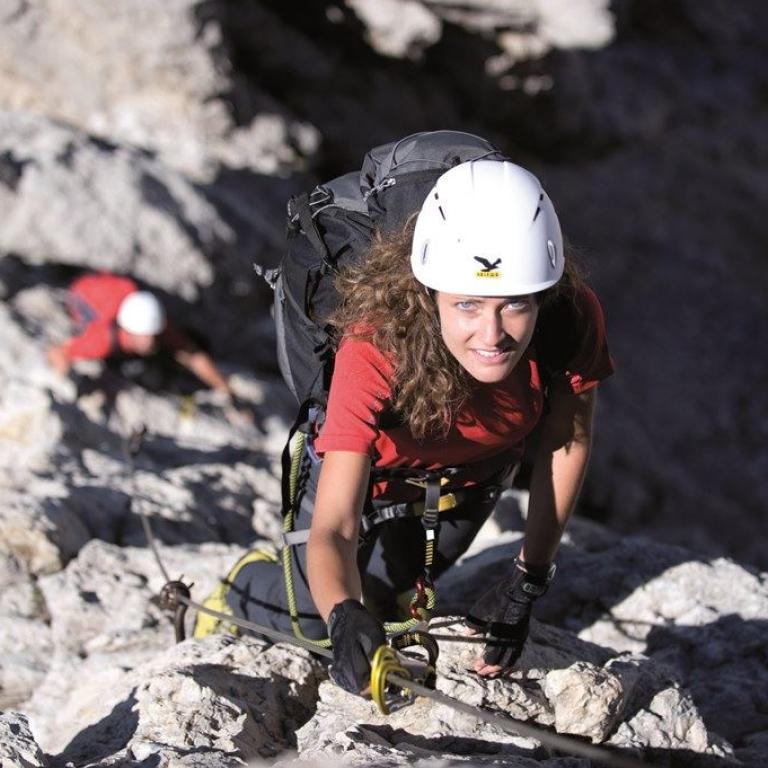 Basiskurs Bergsteigen und Klettern: Ausbildung mit Erlebnis