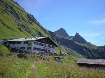 Steinbocktour durch die Allgäuer Alpen: Enzianhütte
