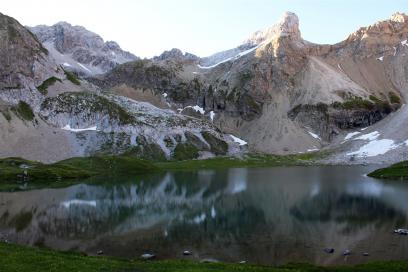 E5 Alpenüberquerung Bergschule Oberallgäu: unerer Seewiesee mit Seekopf