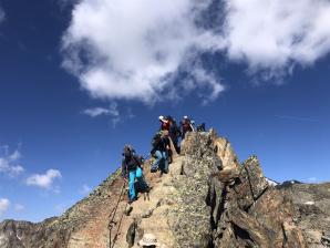 E5 Alpenüberquerung Bergschule Oberallgäu: Abstieg Similaunhütte