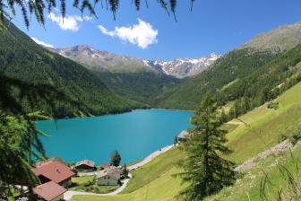 E5 Alpenüberquerung Bergschule Oberallgäu: See und Bergblick