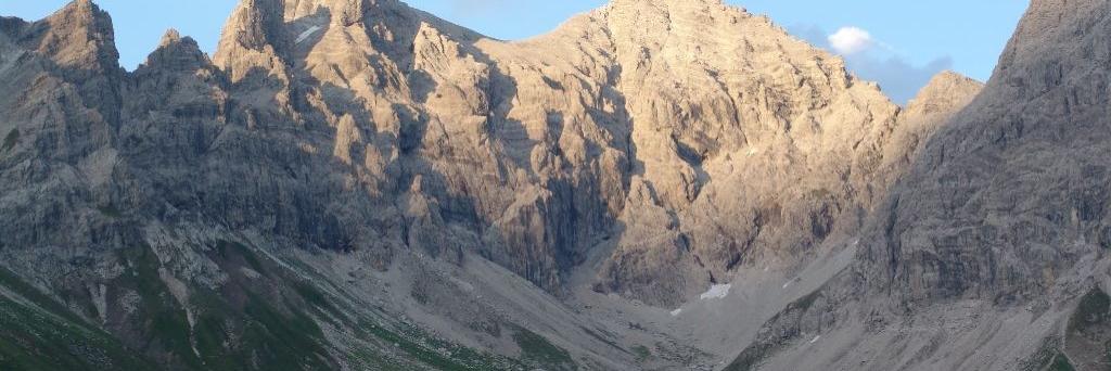 Alpenüberquerung E5 Oberstdorf-Meran: Abendstimmung an der Kemptner Hütte