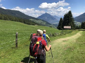 Komfort Alpenüberquerung: Abstieg nach Wenns