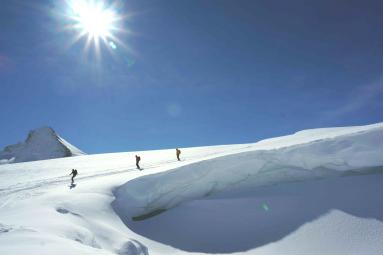 Haute Route Exklusiv: Abfahrt vom Tete Valpeline