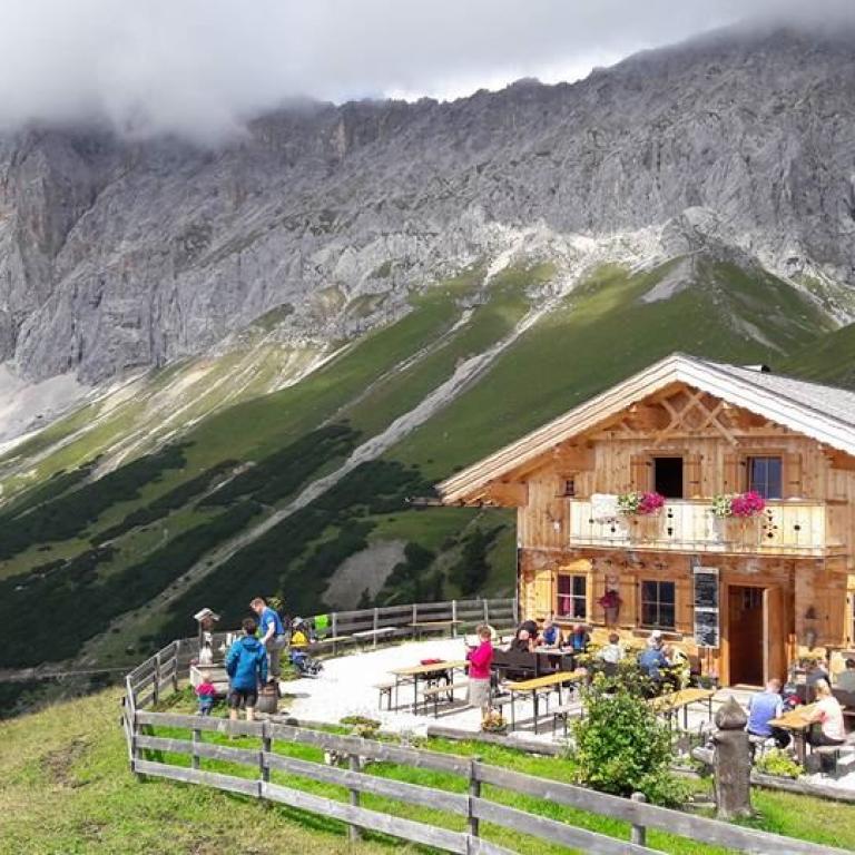 Wanderwoche Rund um die Zugspitze: Hüttenfeeling
